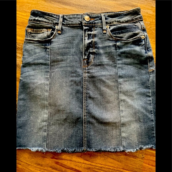 Good American Dresses & Skirts - Good American💖Denim Skirt